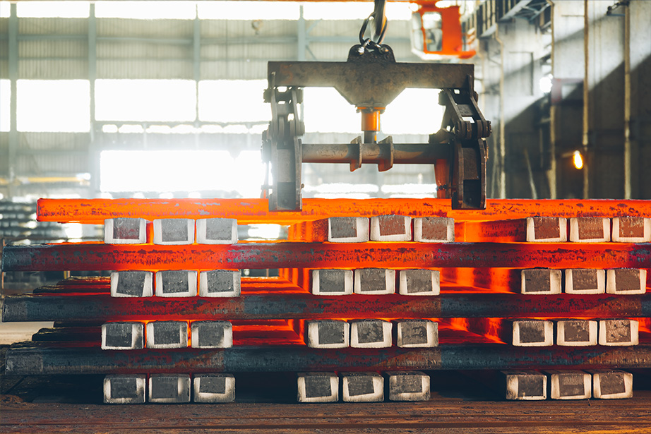 DVB assembly-line-production-new-car-automated-welding-car-body-production-line-robotic-arm-car-production-line-is-working